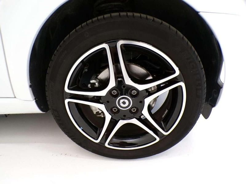 Usata Smart ForTwo Electric Drive Pulse 41 kW (56 CV) 2023 Bianco Coupé