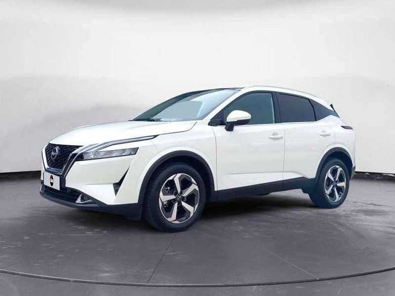 Usata Nissan Qashqai N-Connecta 140 CV (102 kW) 2022 Bianco perla SUV