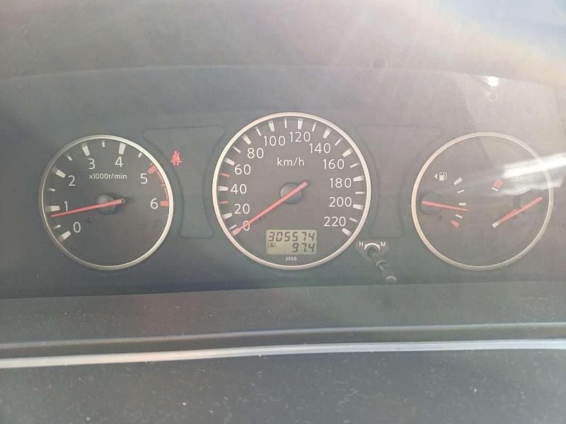 Usata Nissan X-Trail 136 CV (100 kW) 2006 Grigio SUV