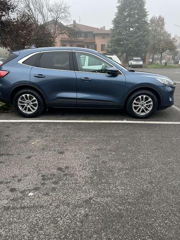 Usata Ford Kuga Business Edition 120 CV (88 kW) 2021 Blu/azzurro SUV