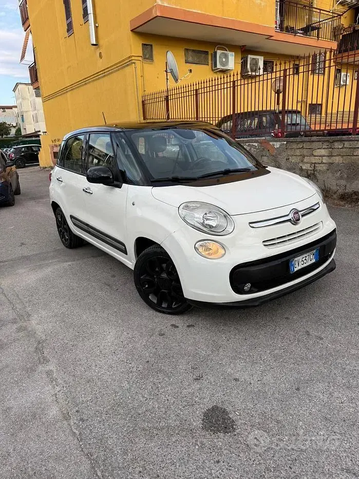 Usata Fiat 500L Lounge 85 CV (62 kW) 2014 Bianco Monovolume
