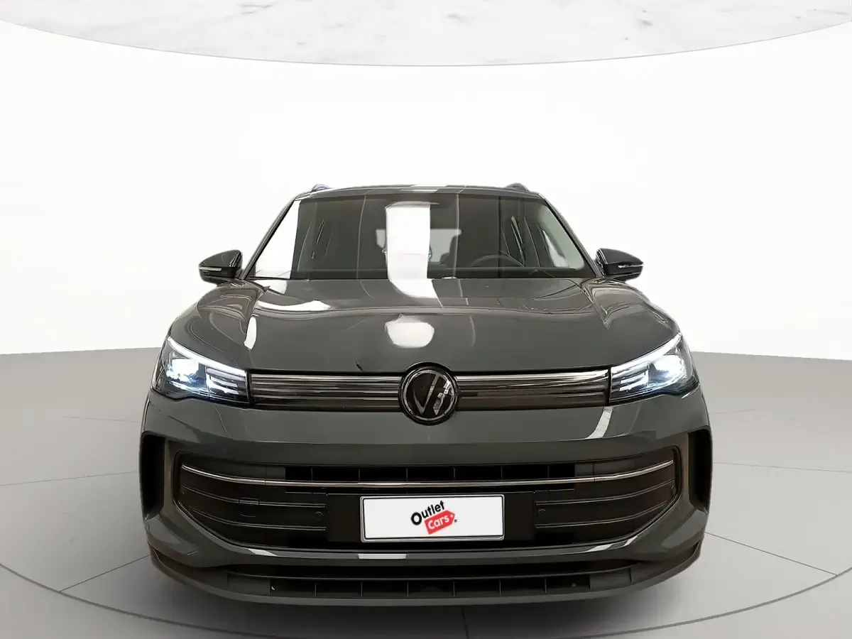 Usata VW Tiguan Life 150 CV (110 kW) 2025 Dolphin grey metallizzato SUV