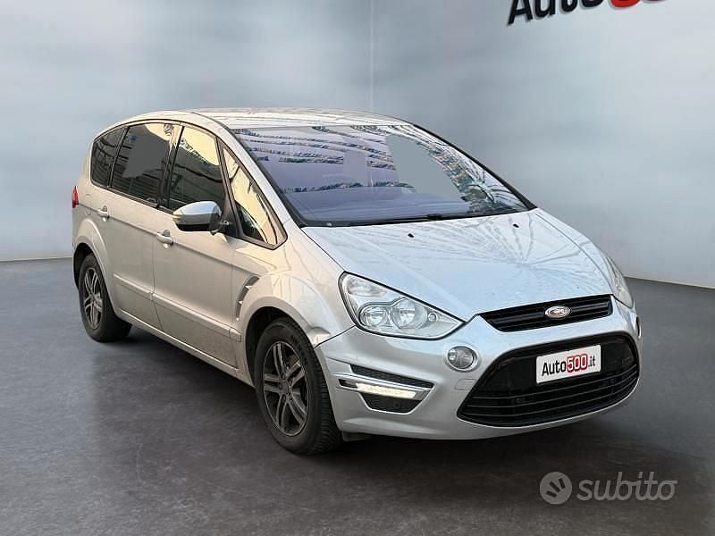 Usata Ford S-MAX Titanium 163 CV (119 kW) 2012 Grigio Monovolume