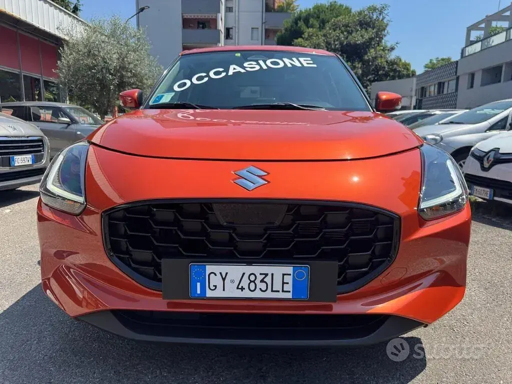 Usata Suzuki Swift 83 CV (61 kW) 2025 Arancione Utilitaria