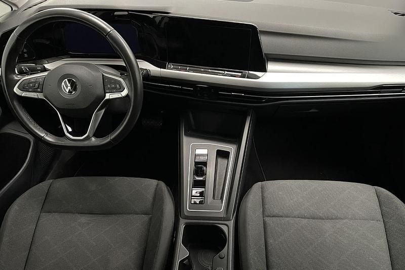 Usata VW Golf VIII Life 110 CV (80 kW) 2022 Bianco Berlina