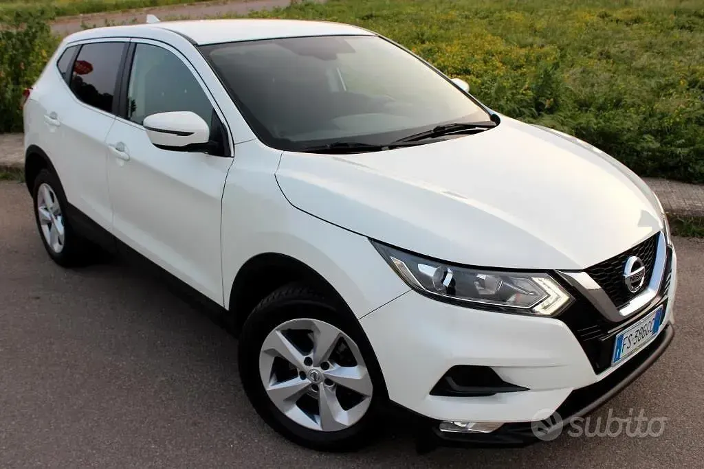 Usata Nissan Qashqai 110 CV (80 kW) 2018 Bianco SUV