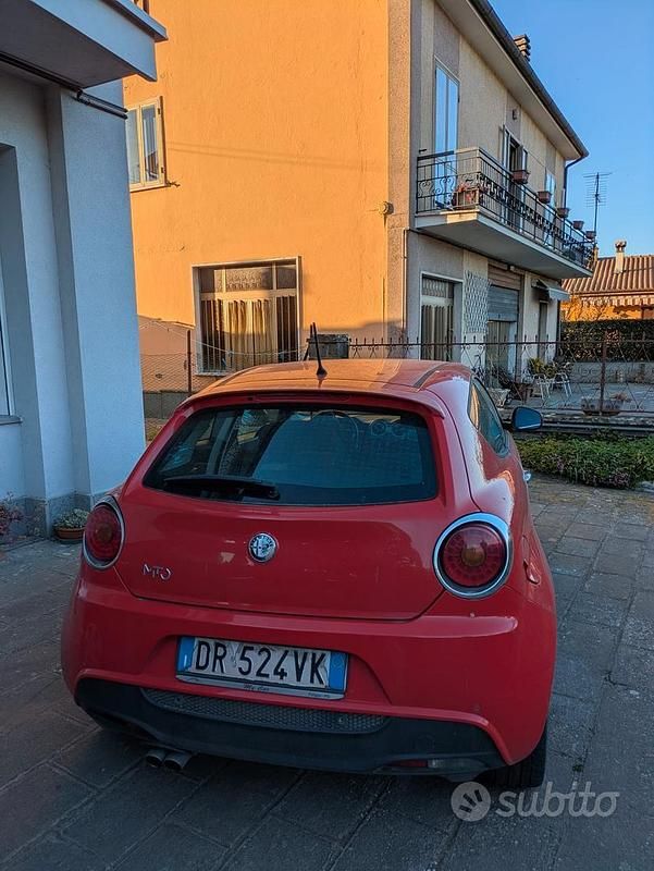 Usata Alfa Romeo MiTo 155 CV (114 kW) 2008 Rosso Utilitaria