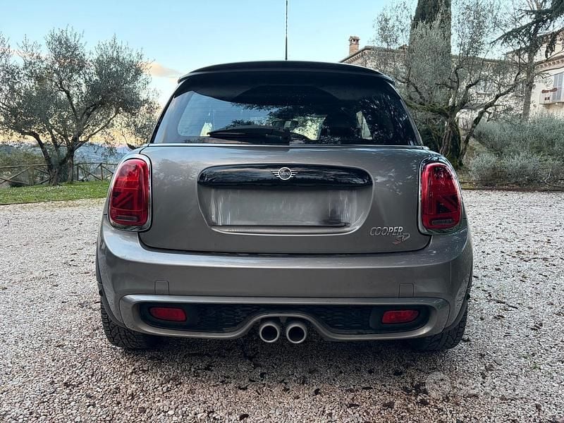 Usata Mini Cooper SD 170 CV (125 kW) 2020 Grigio Utilitaria