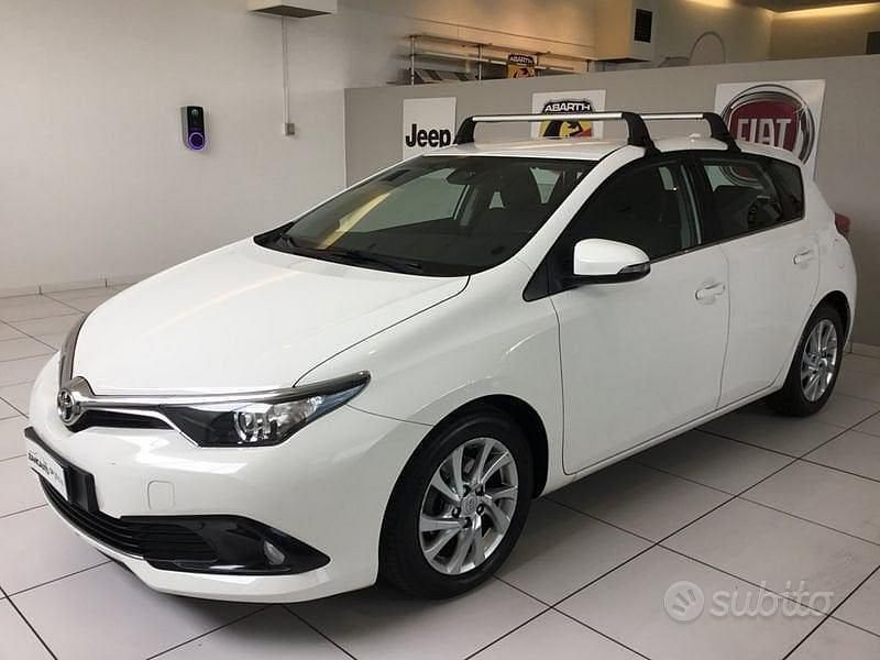 Usata Toyota Auris Active 112 CV (82 kW) 2017 Other Station wagon