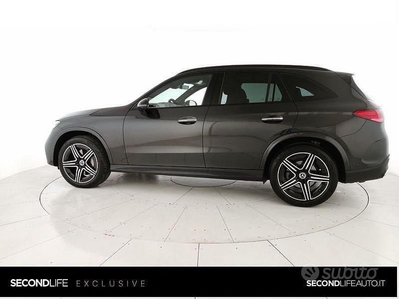 Usata Mercedes GLC220 AMG Line Premium 197 CV (144 kW) 2025 Nero SUV