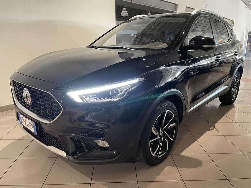 Nero Usata 2023 MG ZS Luxury Tre volumi | 14.400 € (Buon prezzo) - Immagine 1/4
