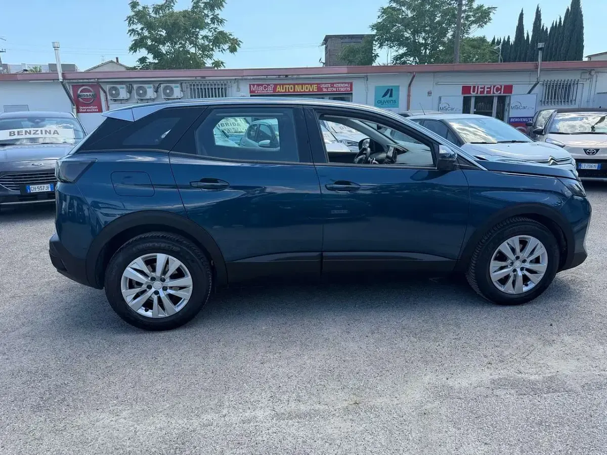 Usata Peugeot 3008 Business-Line 131 CV (96 kW) 2021 Other SUV