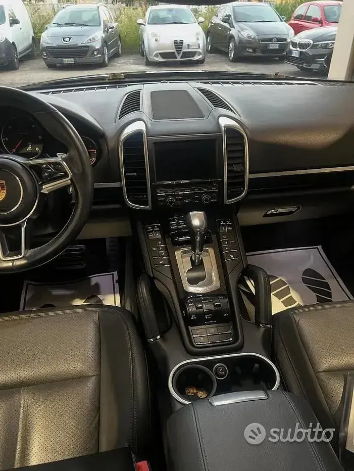 Usata Porsche Cayenne 250 CV (183 kW) 2016 Nero SUV