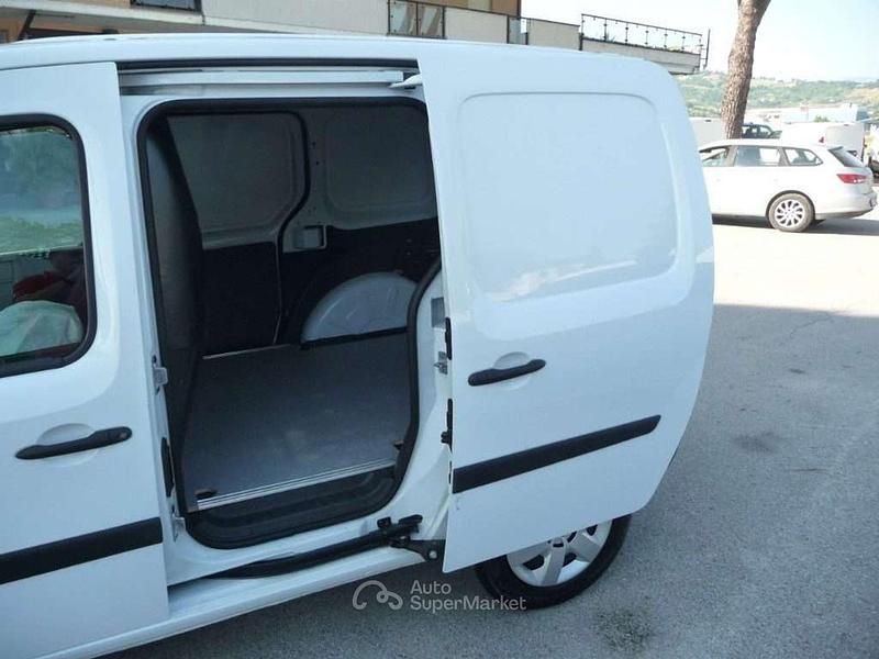 Usata Renault Kangoo 116 CV (85 kW) 2020 Bianco(met.) Monovolume