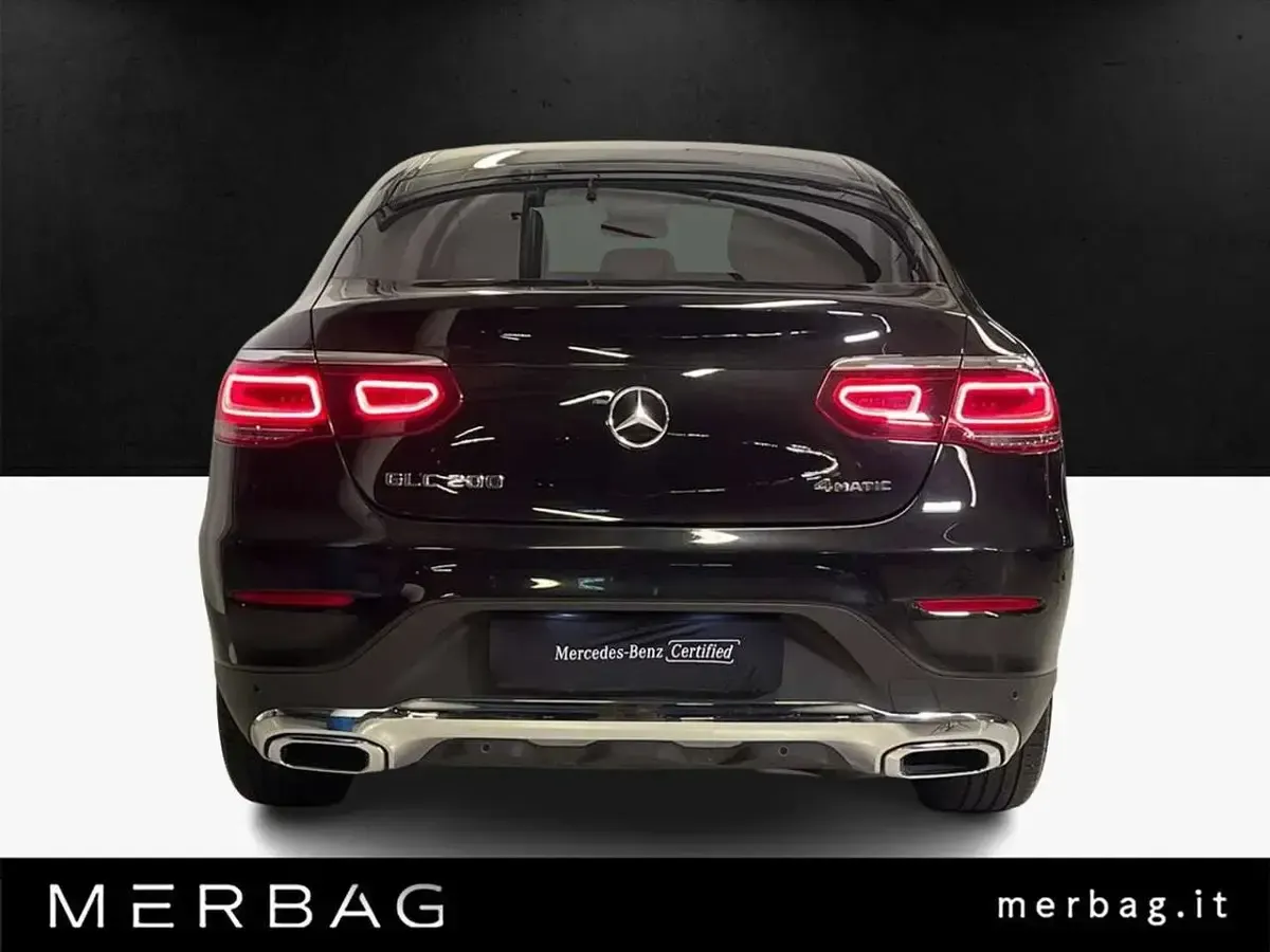 Usata Mercedes GLC200 197 CV (144 kW) 2023 Grigio SUV
