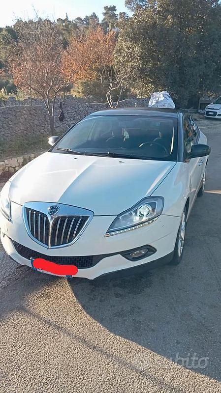 Usata Lancia Delta 120 CV (88 kW) 2010 Bianco Utilitaria