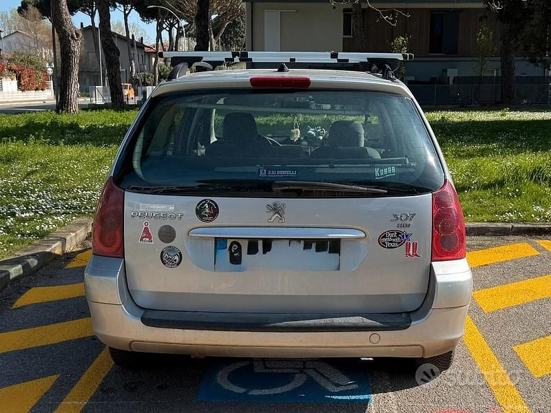 Usata Peugeot 307 2004 Grigio Station wagon