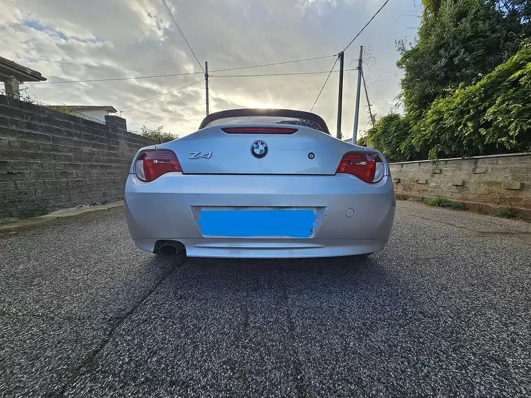 Usado BMW Z4 150 HP (110 kW) 2007 Prateado Cabrios