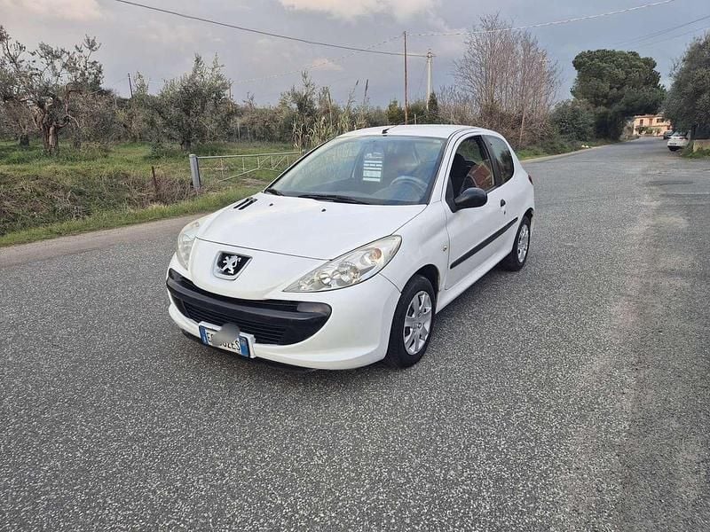 Usata Peugeot 206 60 CV (44 kW) 2010 Bianco Berlina