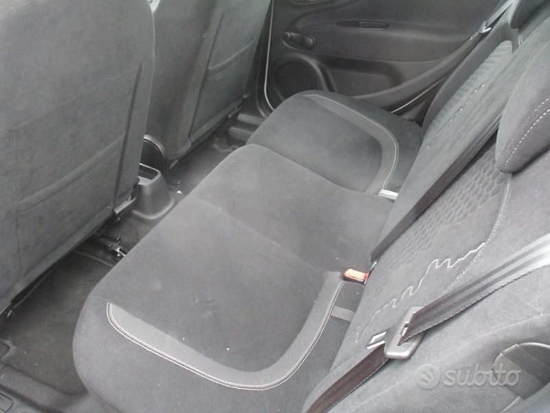 Usata Fiat Grande Punto 75 CV (55 kW) 2014 Grigio Utilitaria