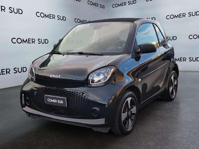 Deep black Usata 2021 Smart ForTwo Coupé Passion Due volumi | 14.500 € - Immagine 1/4