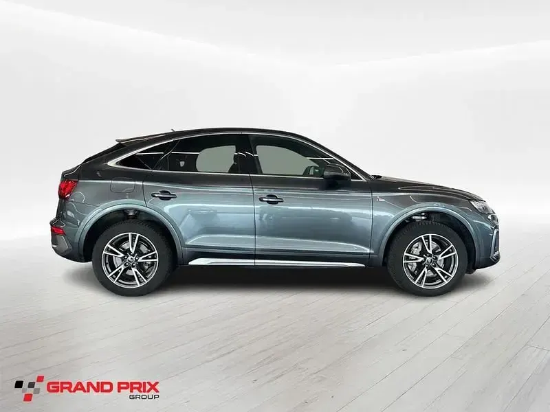 Usata Audi Q5 Sportback S-Line 204 CV (150 kW) 2024 Grigio SUV