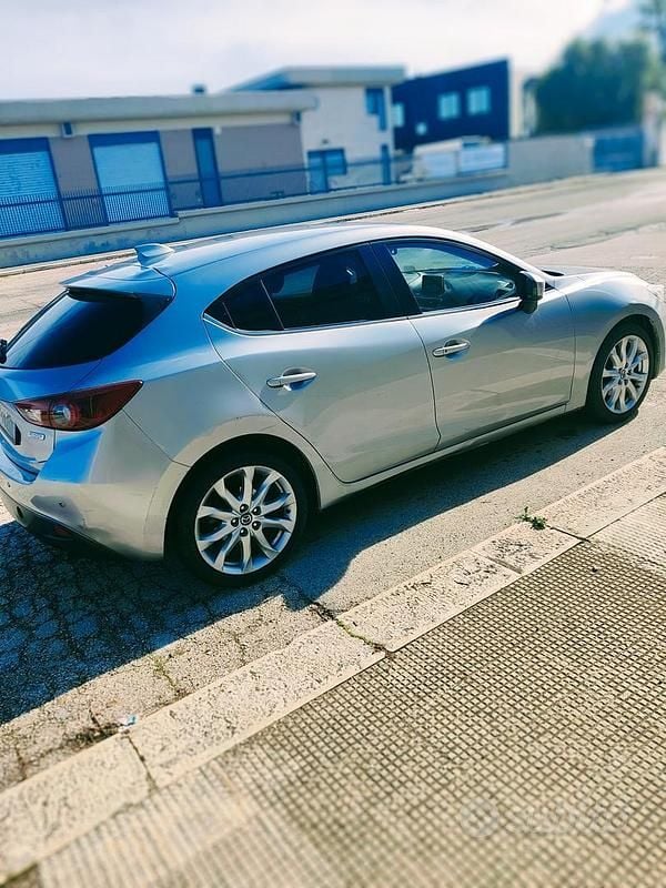 Usata Mazda 3 150 CV (110 kW) 2014 Grigio Berlina