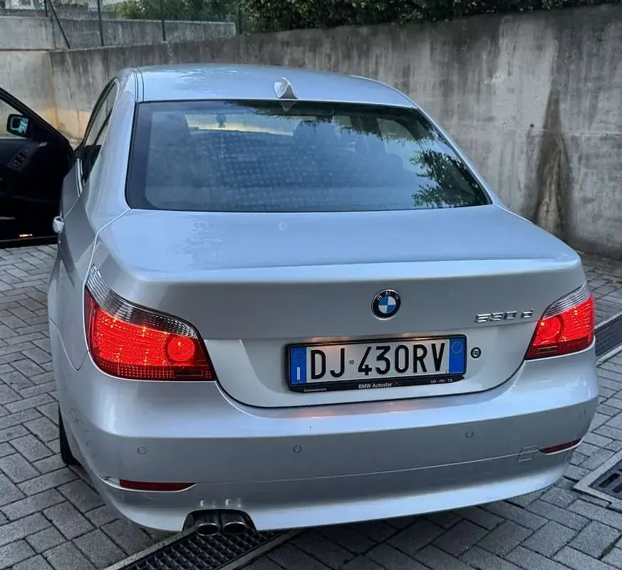 Usata BMW 530 232 CV (170 kW) 2007 Berlina