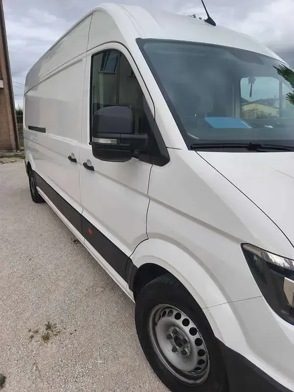 Usata VW Crafter 140 CV (102 kW) 2018 Bianco Furgone