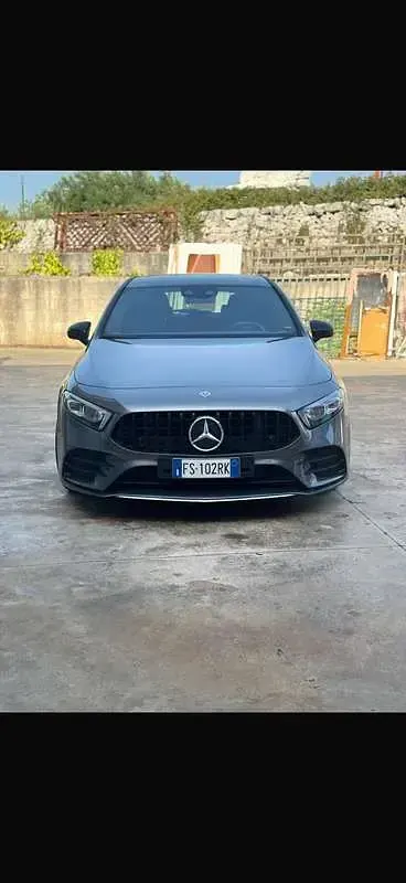 Usata Mercedes A180 116 CV (85 kW) 2019 Berlina