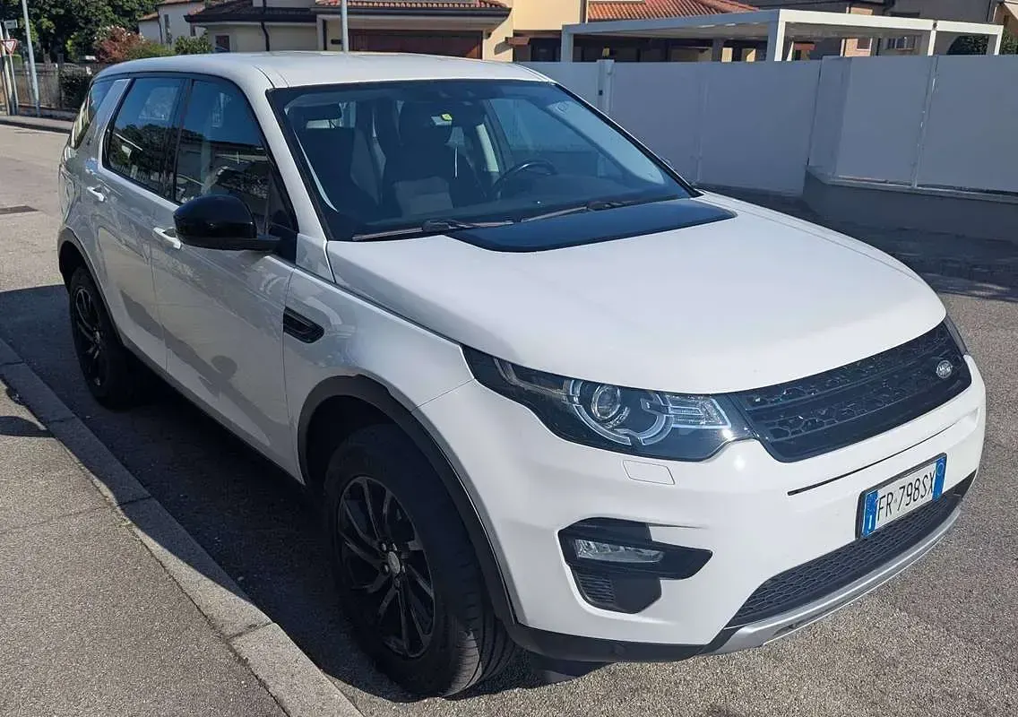 Usata Land Rover Discovery Sport Pure 150 CV (110 kW) 2018 Bianco SUV
