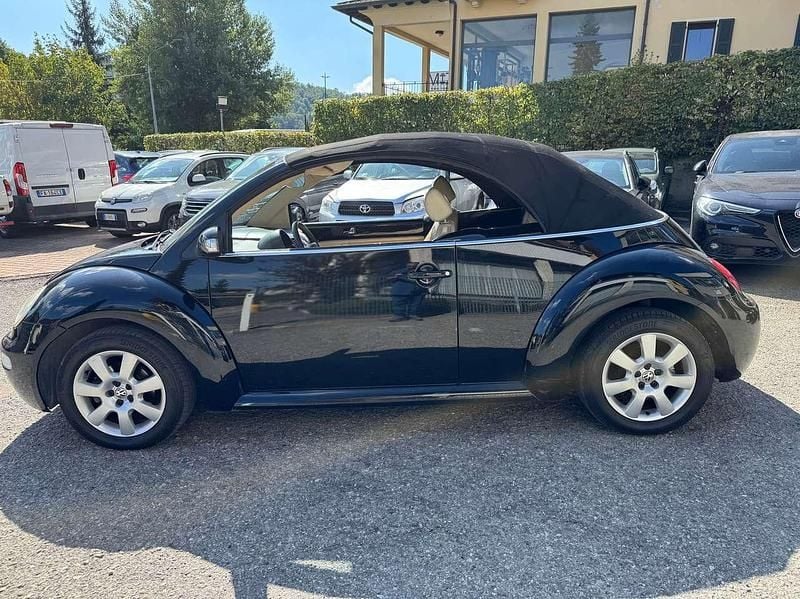Usata VW New Beetle Cabriolet 102 CV (75 kW) 2005 Nero Cabrio