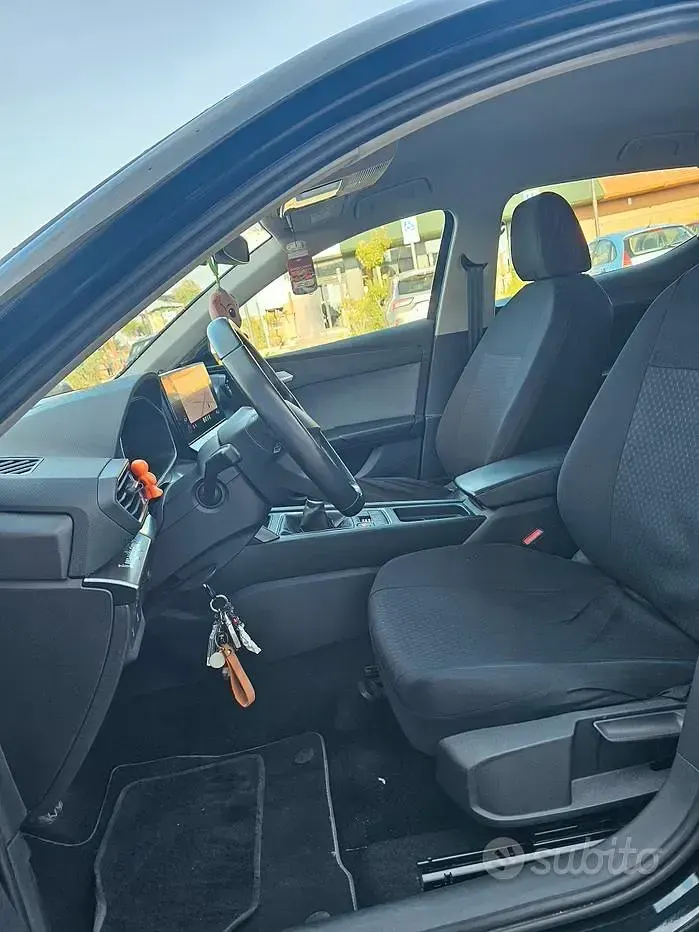 Usata Seat Leon 115 CV (84 kW) 2020 Berlina