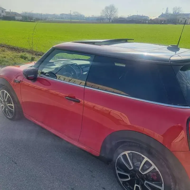 Usata Mini John Cooper Works Essential 231 CV (169 kW) 2024 Rosso Utilitaria