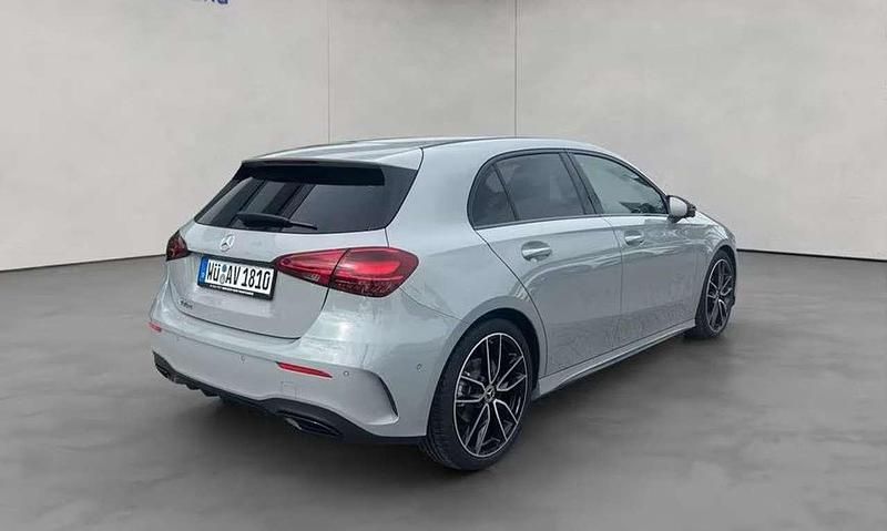 Usata Mercedes A180 Advanced Plus 116 CV (85 kW) 2025 Grigio Utilitaria