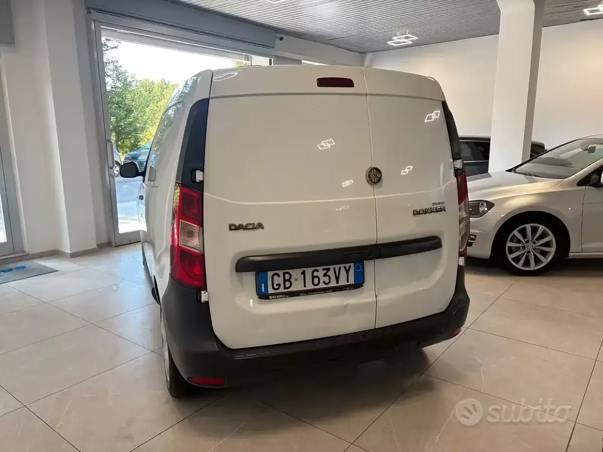 Usata Dacia Dokker 75 CV (55 kW) 2021 Bianco Monovolume