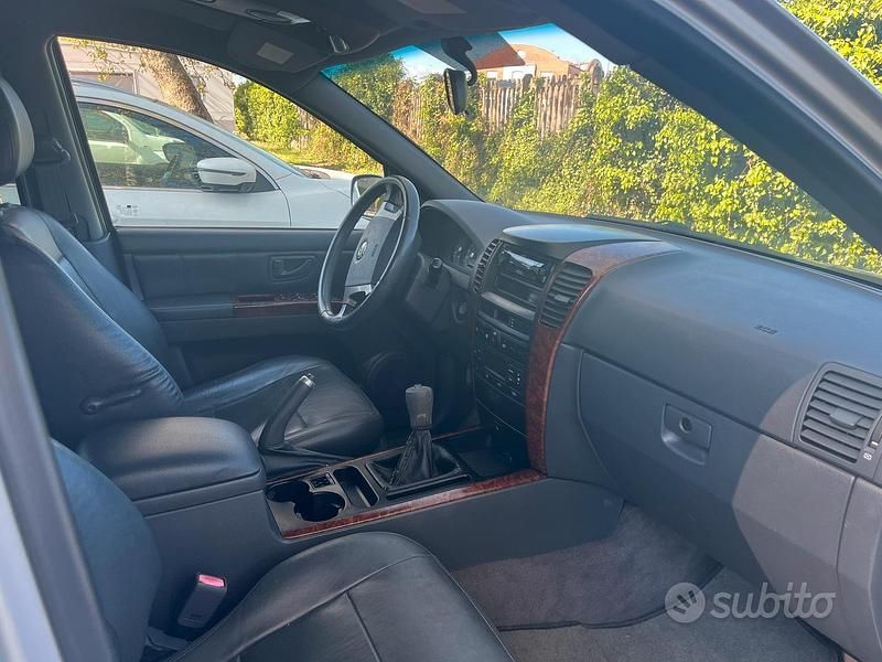 Usata Kia Sorento 140 CV (102 kW) 2003 Grigio SUV