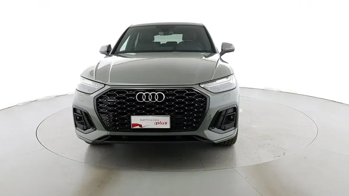 Usata Audi Q5 Sportback S-line plus 204 CV (150 kW) 2022 Grigio quantum SUV