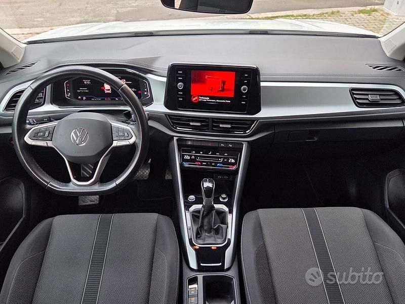 Usata VW T-Roc Life 150 CV (110 kW) 2022 Bianco SUV