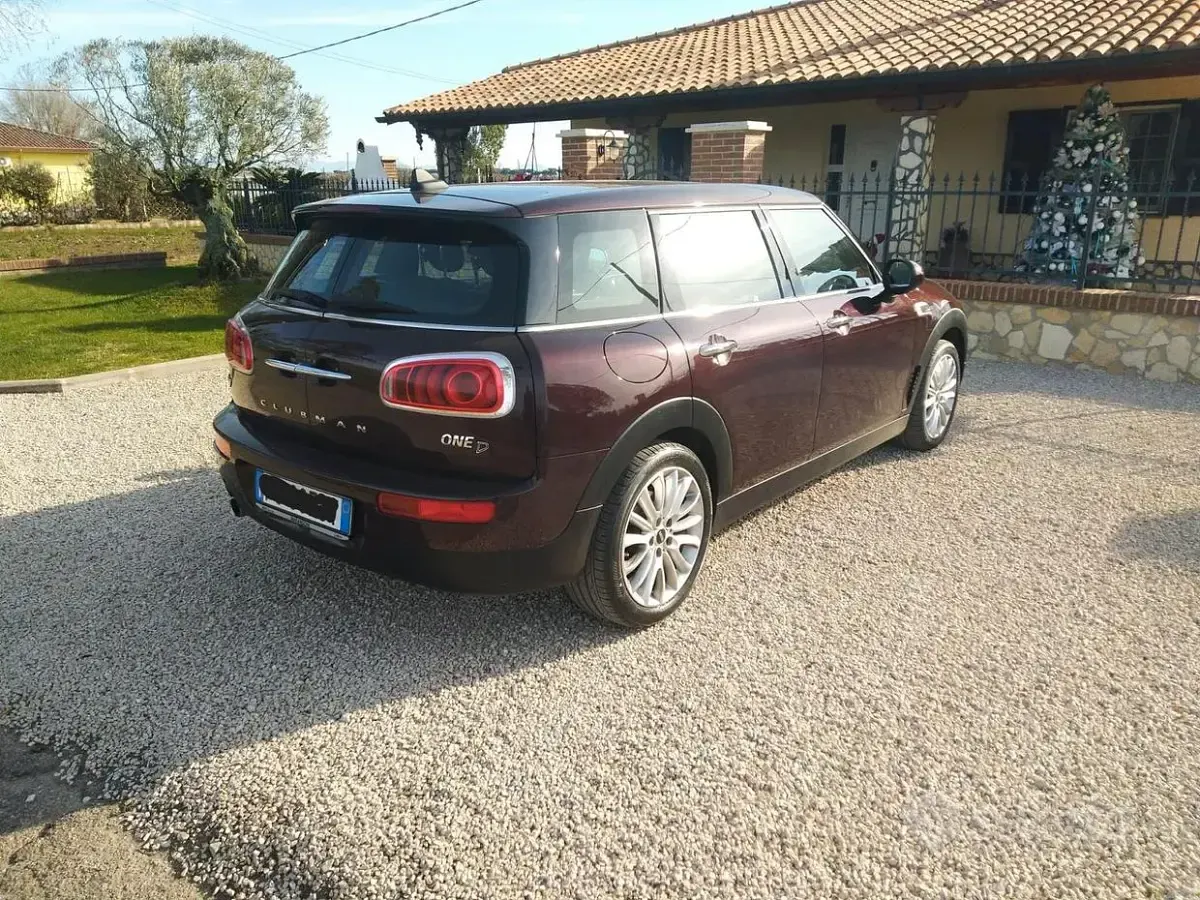 Usata Mini Clubman Hype 116 CV (85 kW) 2017 Rosso Station wagon