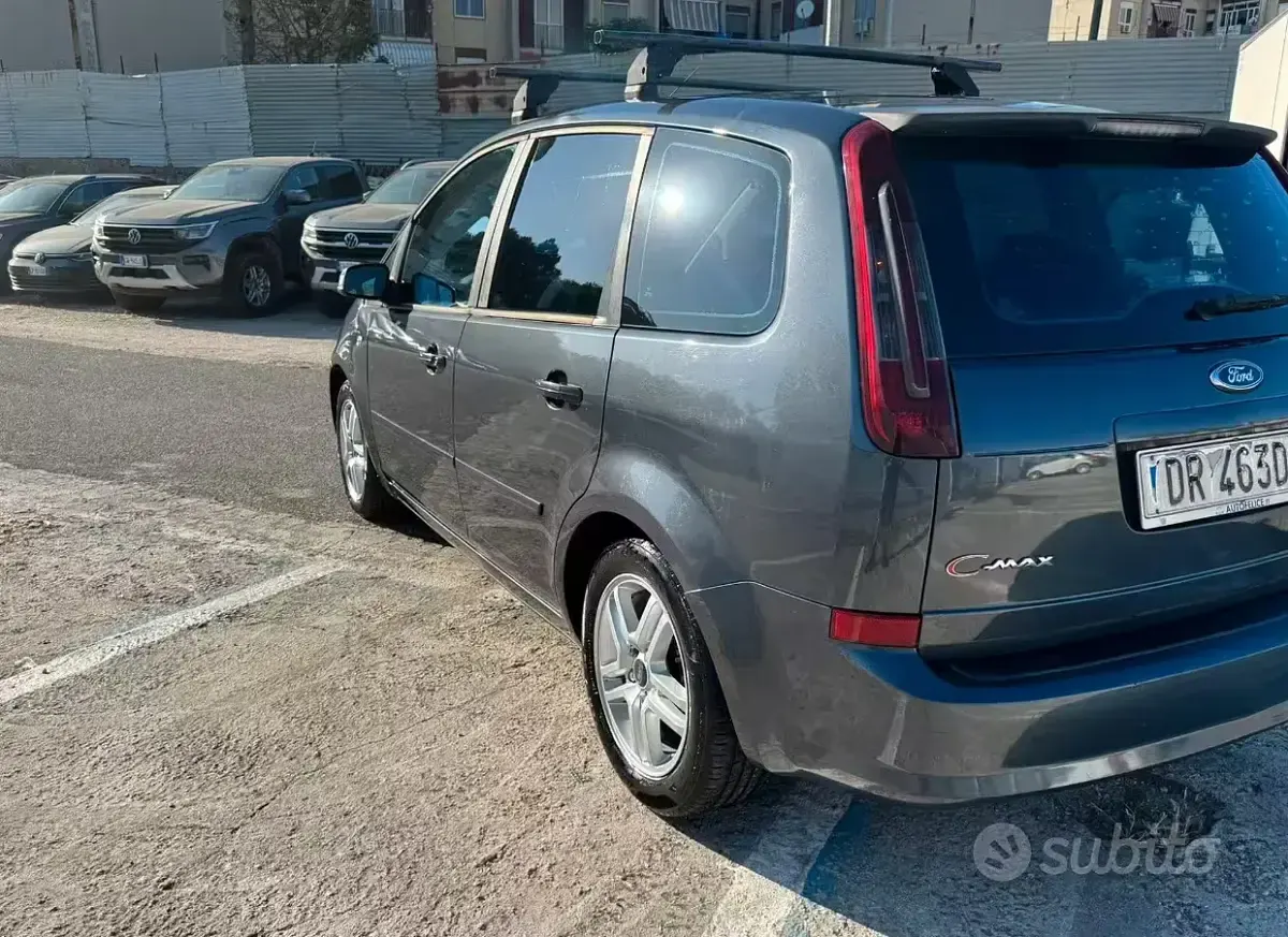 Usata Ford C-MAX Titanium 90 CV (66 kW) 2008 Grigio Monovolume