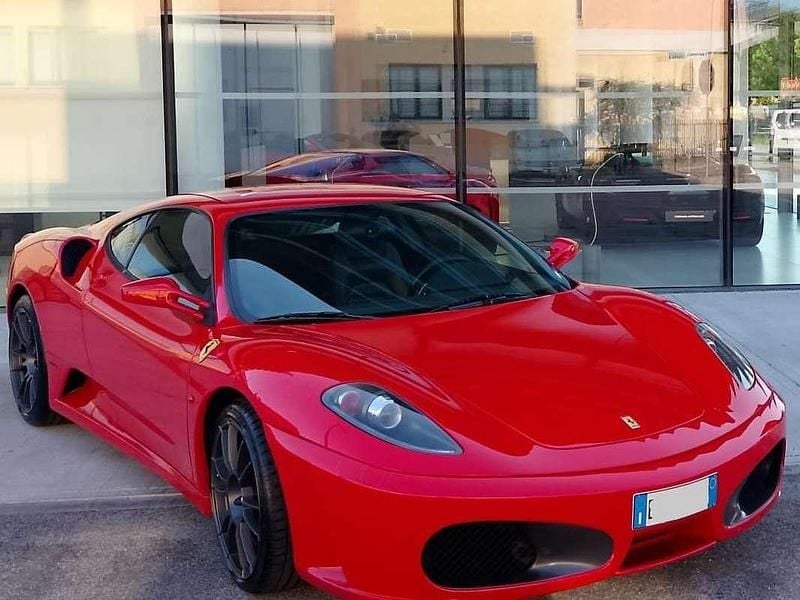 Usata Ferrari F430 489 CV (359 kW) 2006 Rosso Coupé