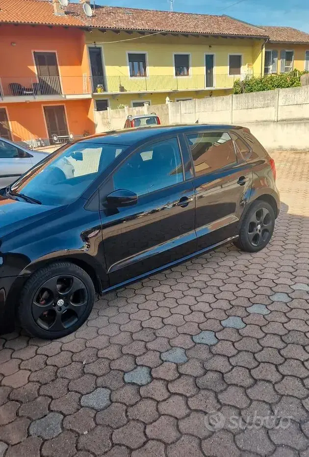 Usata VW Polo 75 CV (55 kW) 2011 Nero Utilitaria