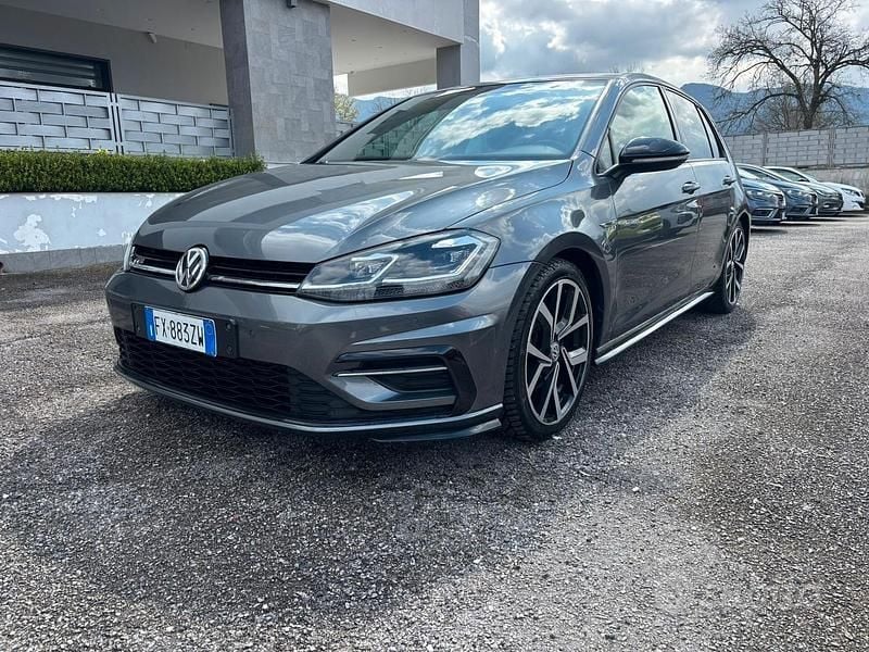 Usata VW Golf VII R-line 150 CV (110 kW) 2018 Grigio Berlina
