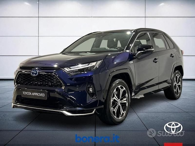 Usata Toyota RAV4 Hybrid Style 306 CV (225 kW) 2023 Blu SUV