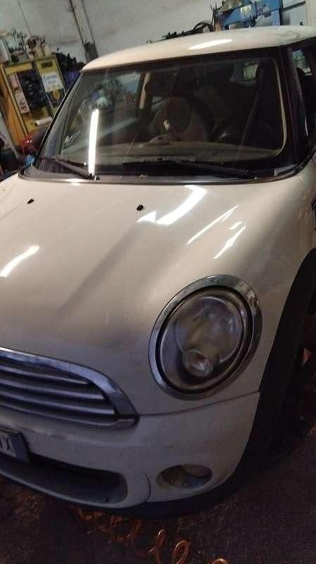 Usata 2010 Mini Cooper Due volumi | 3000 € (Ottimo prezzo) - Immagine 1/3
