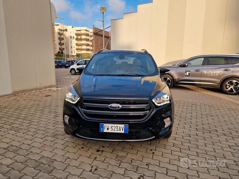 Occasion Ford Kuga ST-Line 180 ch (132 kW) 2019 Noir SUV