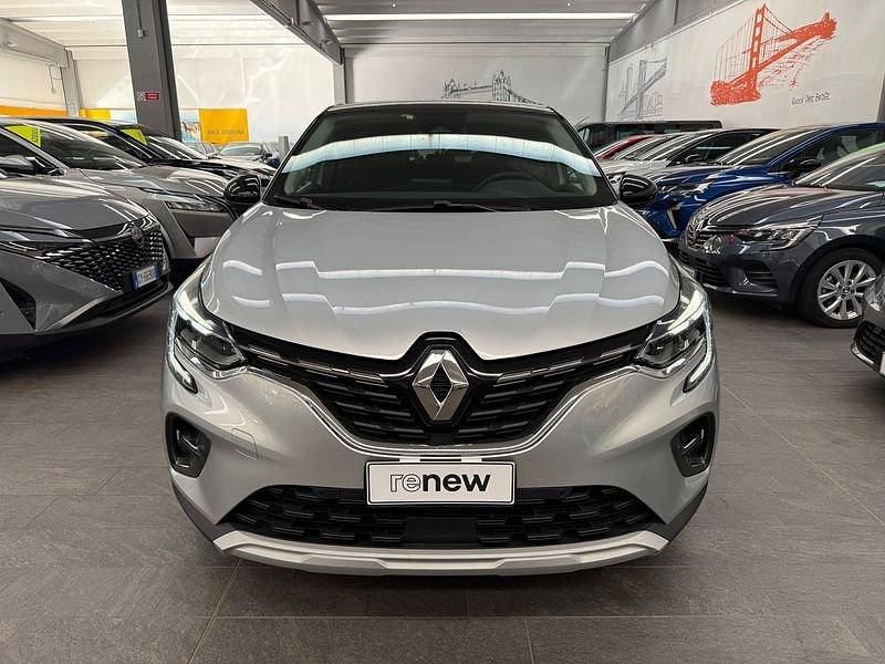 Usata Renault Captur Intens 160 CV (117 kW) 2021 Argento SUV