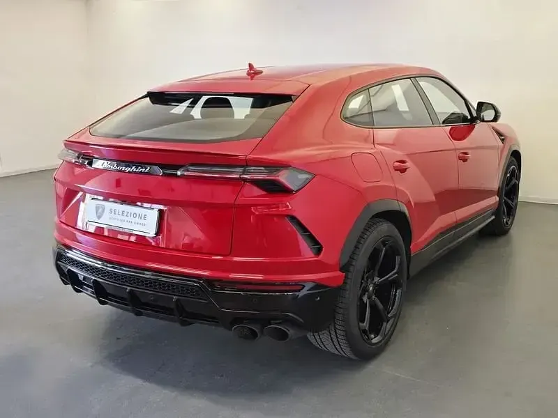 Usata Lamborghini Urus 650 CV (478 kW) 2022 Rosso SUV