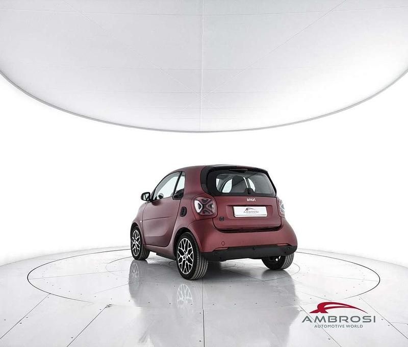 Usata Smart ForTwo Electric Drive Prime 41 kW (56 CV) 2023 Rosso Coupé